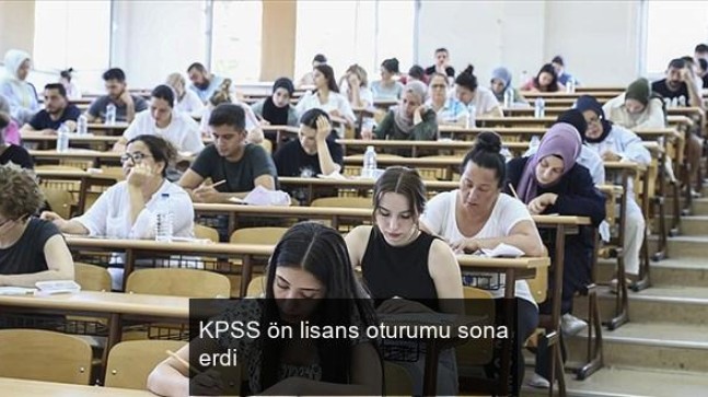 KPSS ön lisans oturumu sona erdi